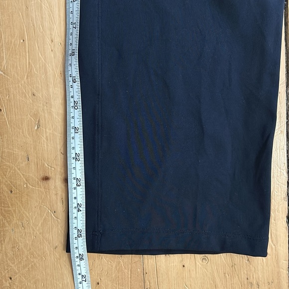 Lululemon pants - Picture 3 of 8